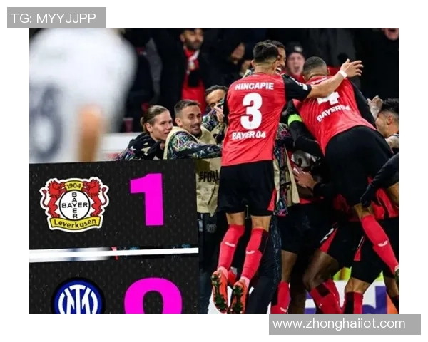 欧冠历史冷门：曼联逆转波尔图上演惊天大逆转全场沸腾