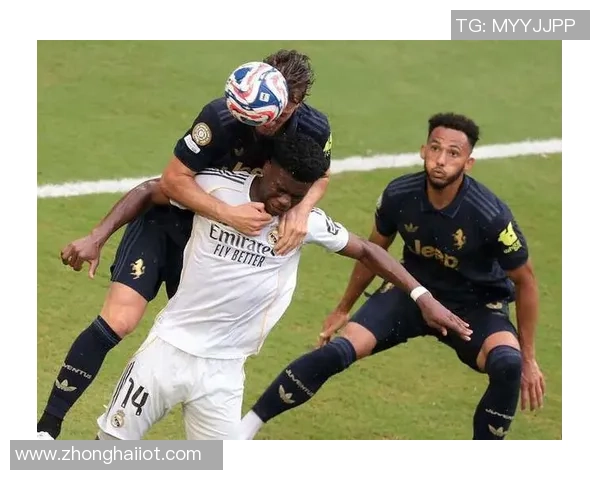 中超赛场惊现历史冷门皇马逆转那不勒斯乌龙球引发全场狂欢