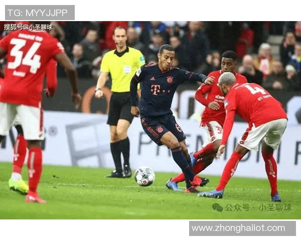 英超激战莱比锡狂胜那不勒斯红牌事件引发全场热议与十大精彩进球回顾